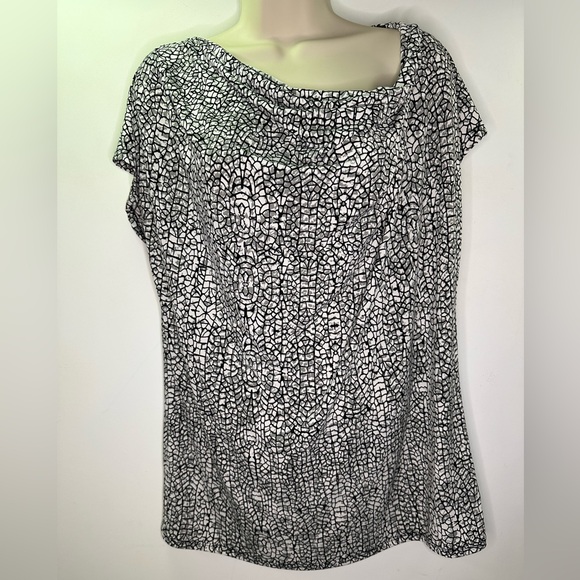 Covington women’s neutral blouse size large - Picture 5 of 7